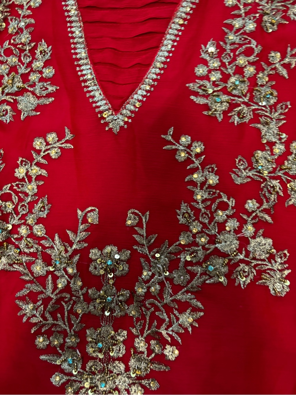 Red Sharara 3 PCs sharara party wedding suites - Picture 5 of 5